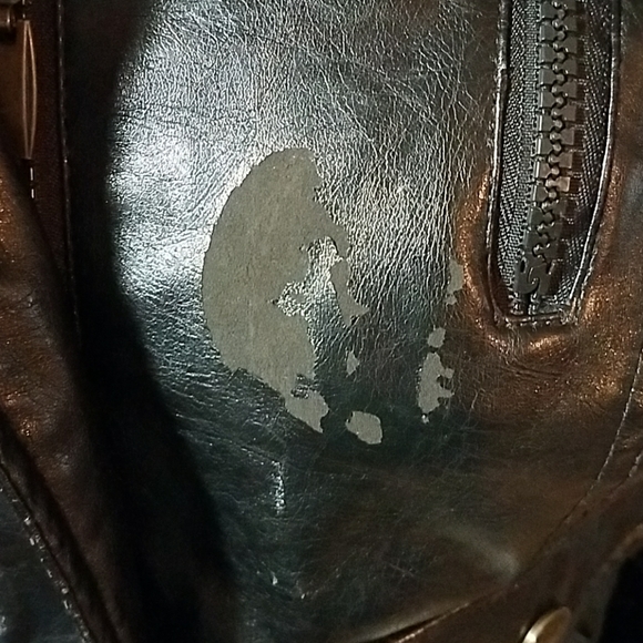 A beautiful black biker jacket - Picture 6 of 6